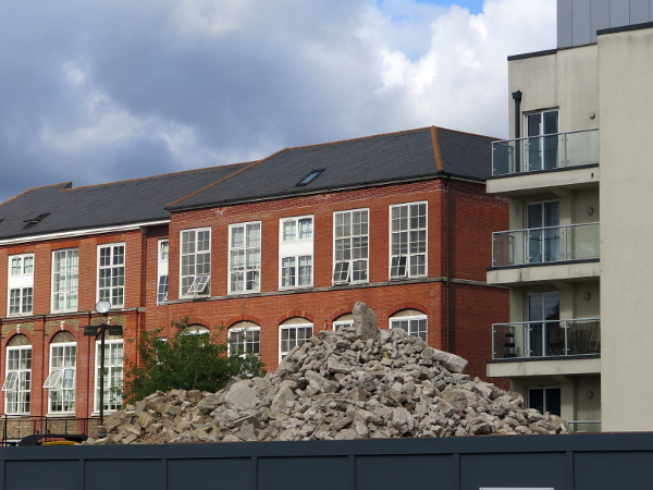 12 Kingsland Fire Sept 17 2